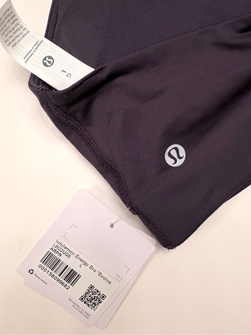 NEW lululemon Energy Bra Evolve - Picture 2 of 7